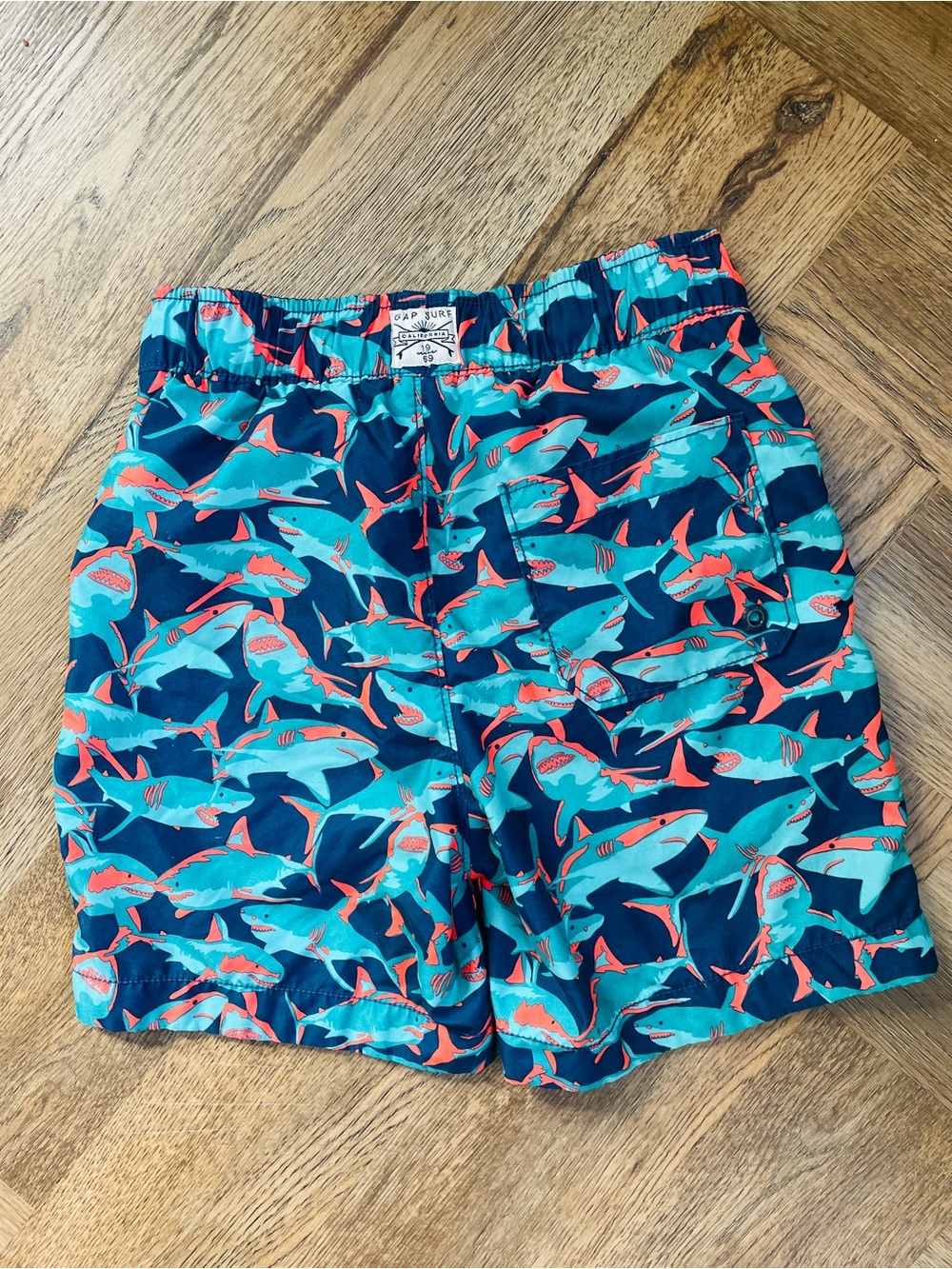 Gap Kids Boys Shark Print Swim Trunks Size Medium - Picture 5 of 6